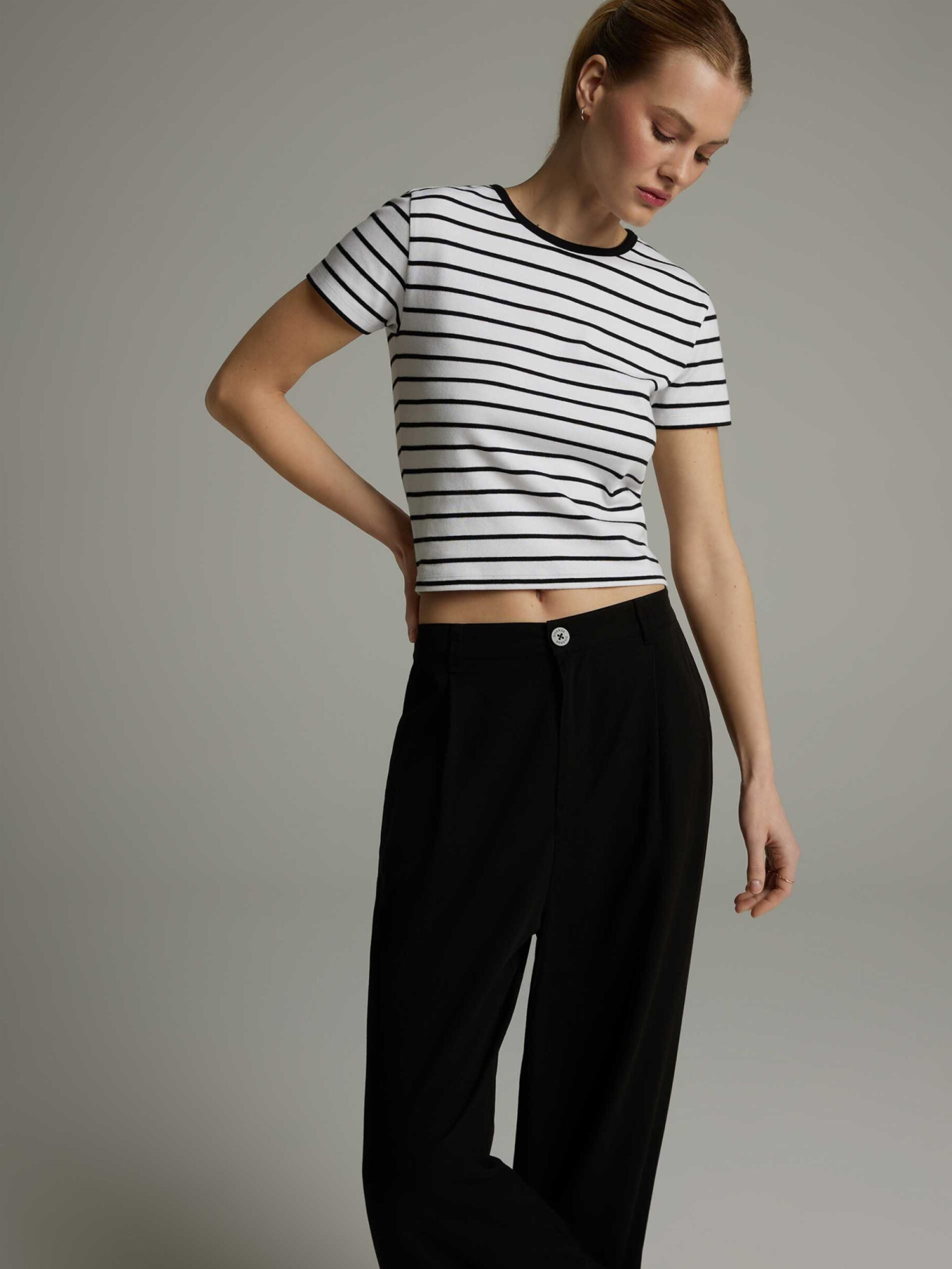 Футболка DIVERSE модель 10046513 Фото