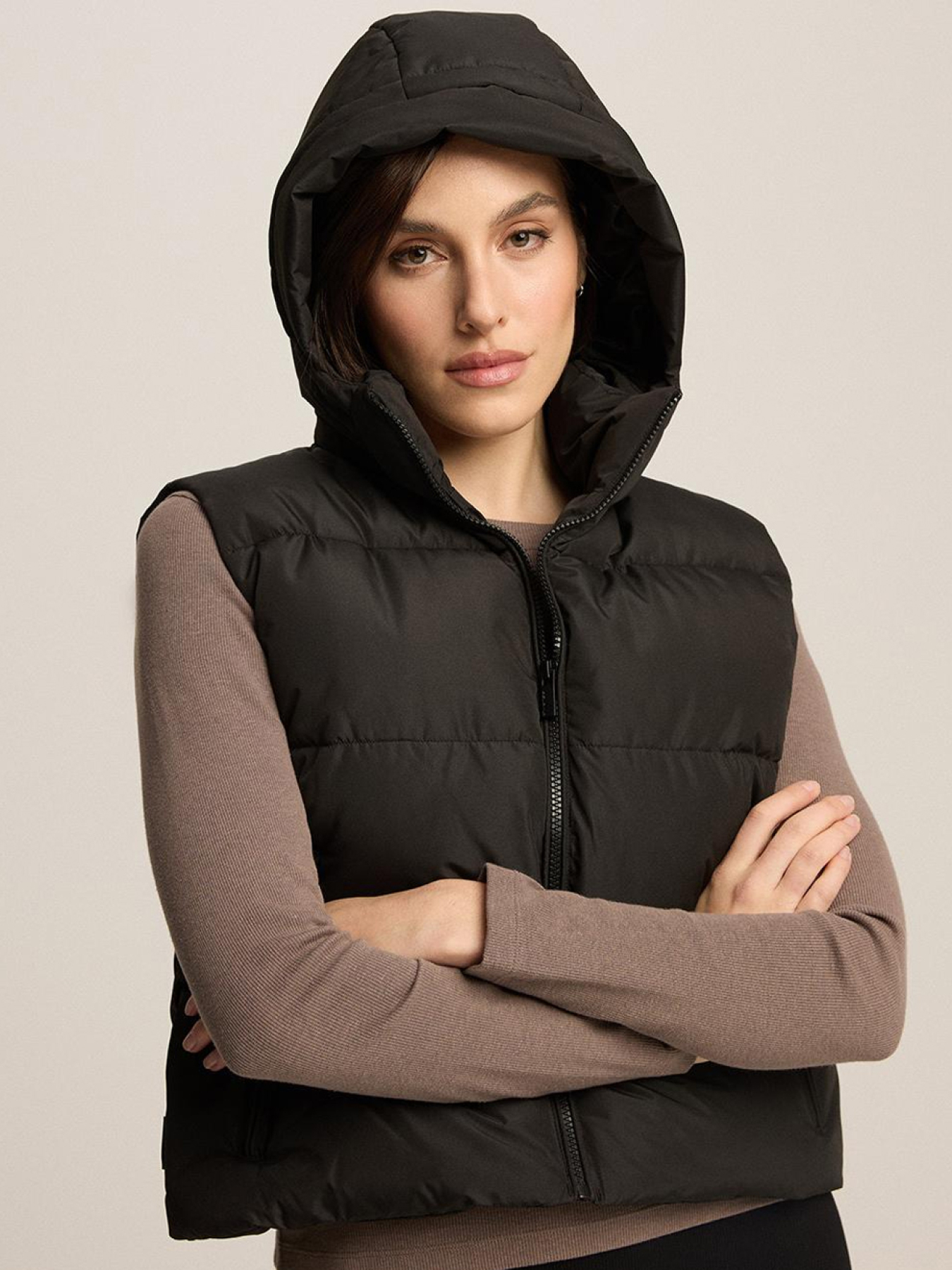 Утеплений жилет DIVERSE модель 10046477 Утеплений жилет DIVERSE модель 10046477 Фото