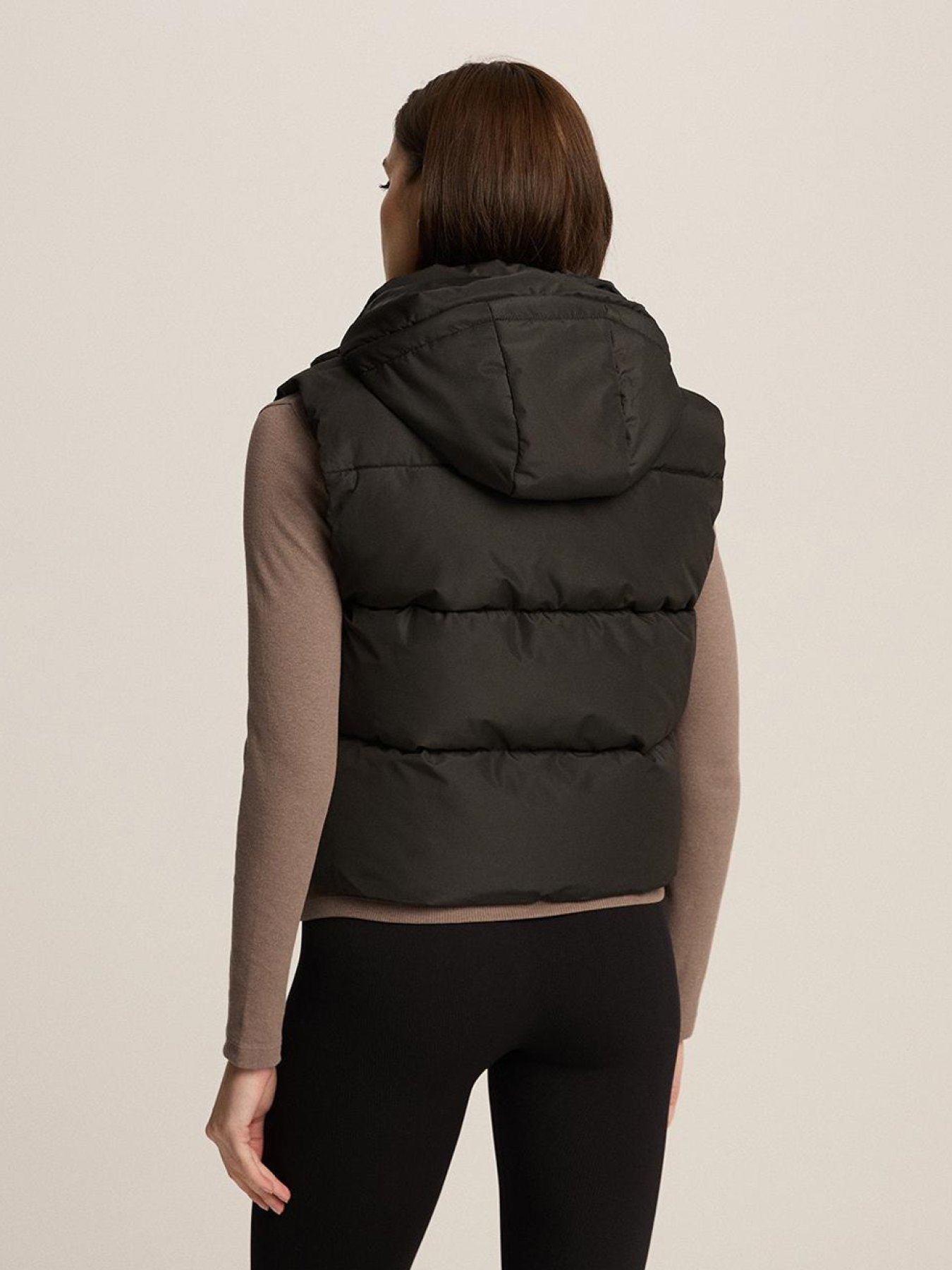 Утеплений жилет DIVERSE модель 10046477 Утеплений жилет DIVERSE модель 10046477 Фото