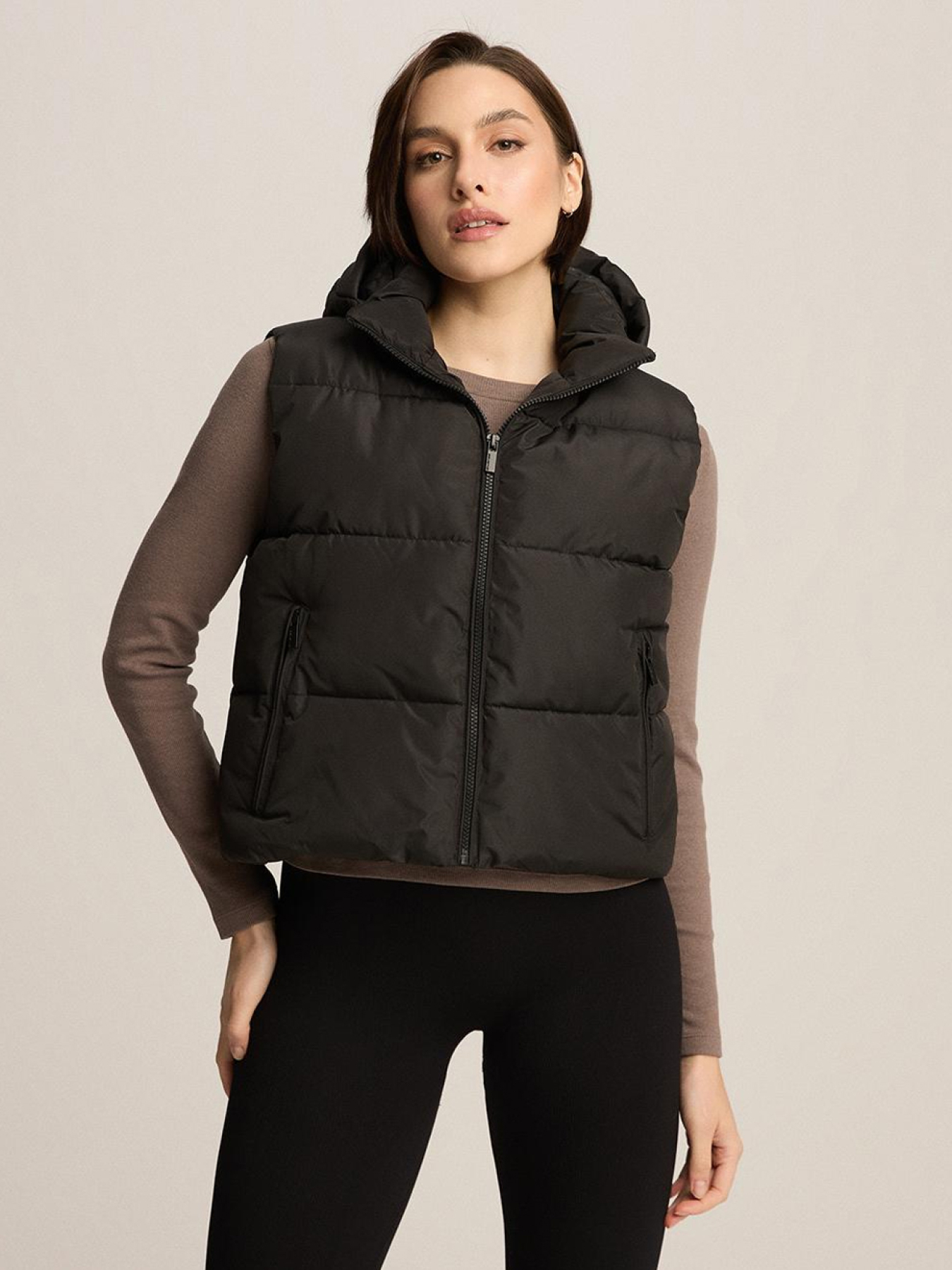 Утеплений жилет DIVERSE модель 10046477 Утеплений жилет DIVERSE модель 10046477 Фото