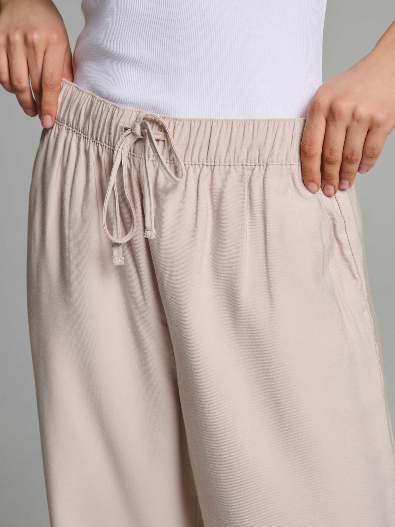 Повседневные штаны DIVERSE модель 10046456 Фото