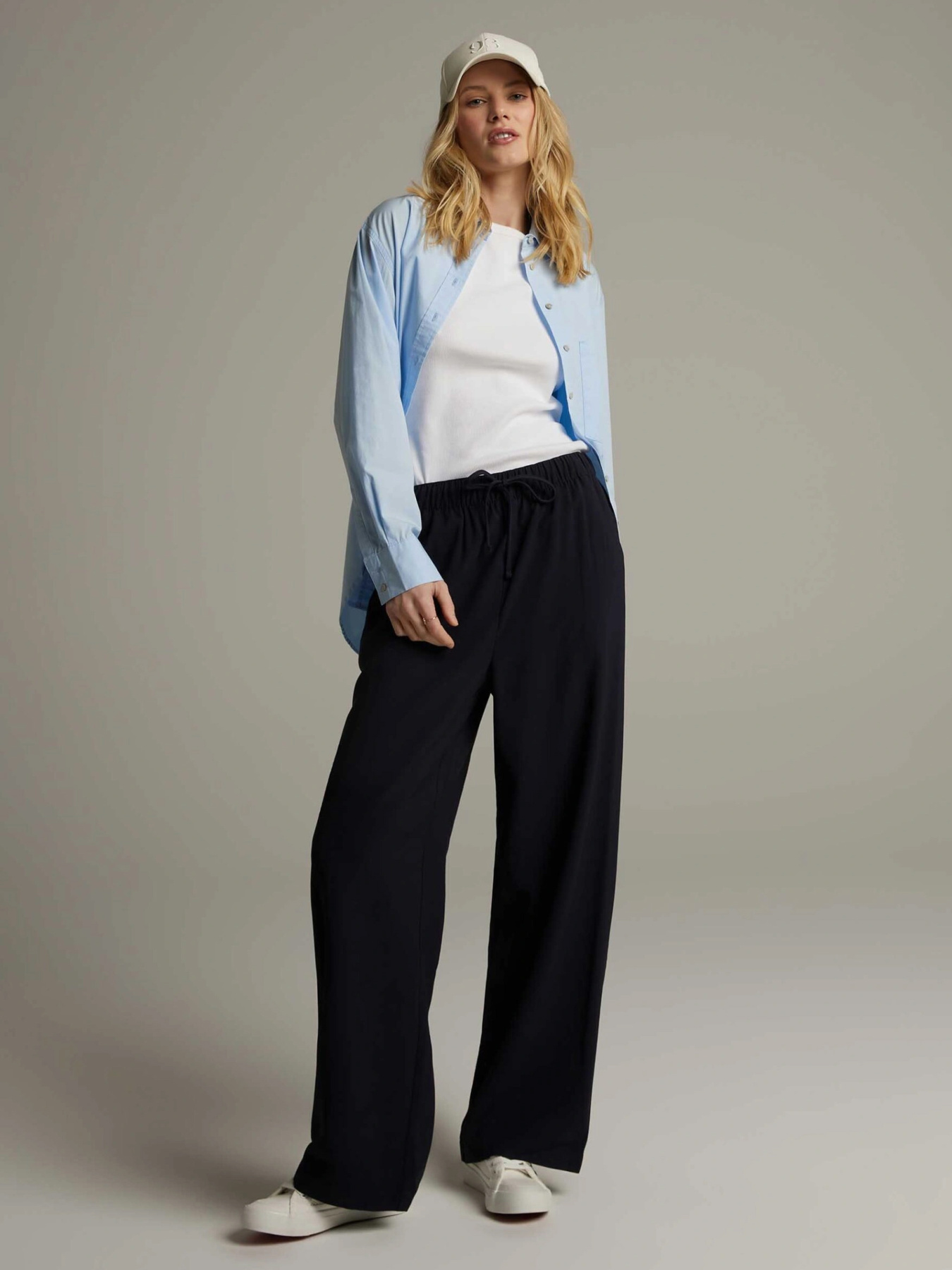 Повсякденні штани DIVERSE модель 10046456 Фото