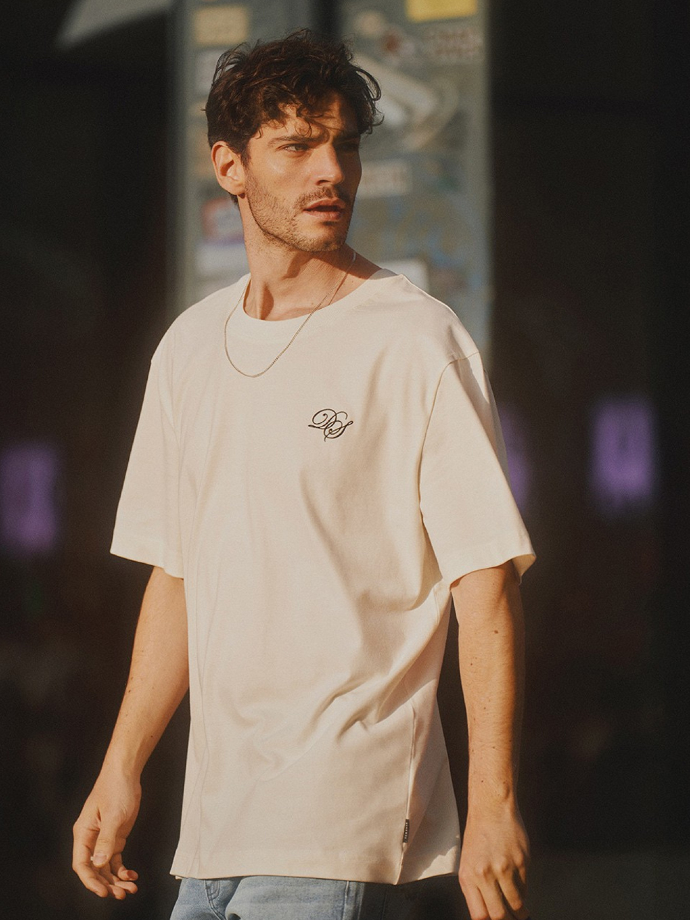 Футболка DIVERSE модель 10046430 Фото