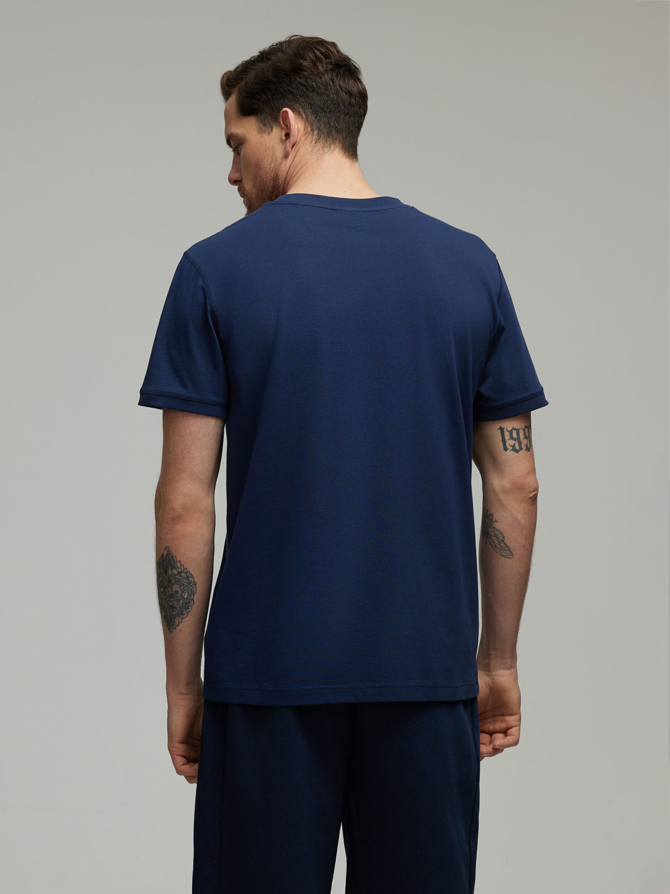 Футболка DIVERSE модель 10046427 Фото