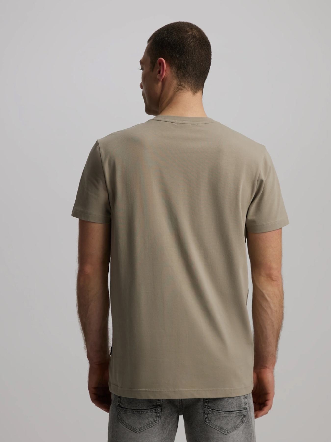 Футболка DIVERSE модель 10046422 Фото