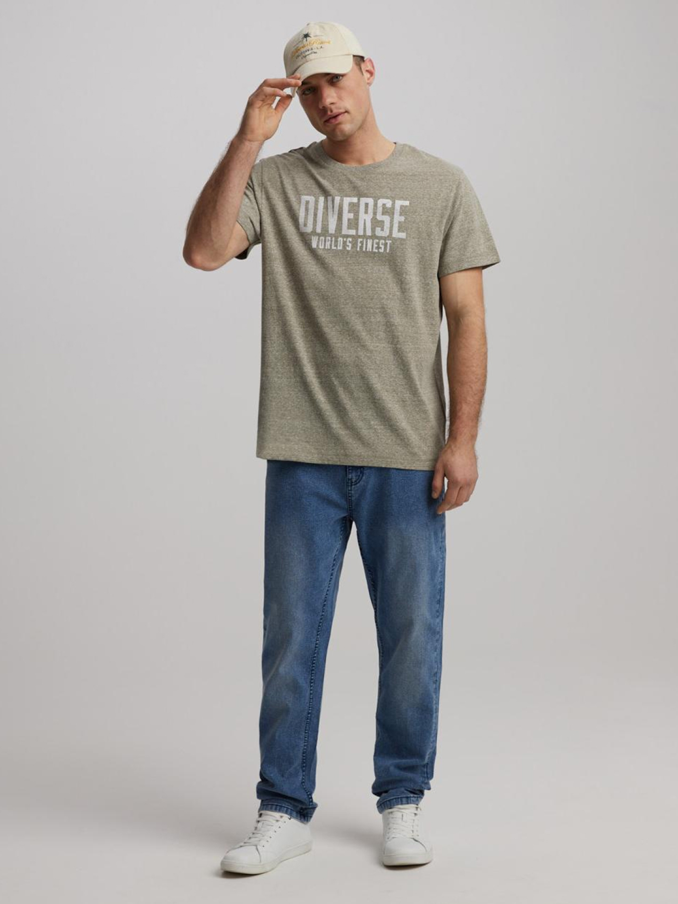 Футболка DIVERSE модель 10046415 Фото