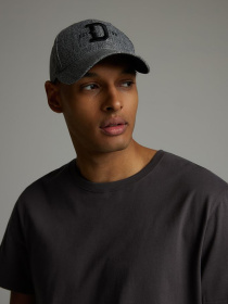 Футболка DIVERSE модель 10046411 Фото