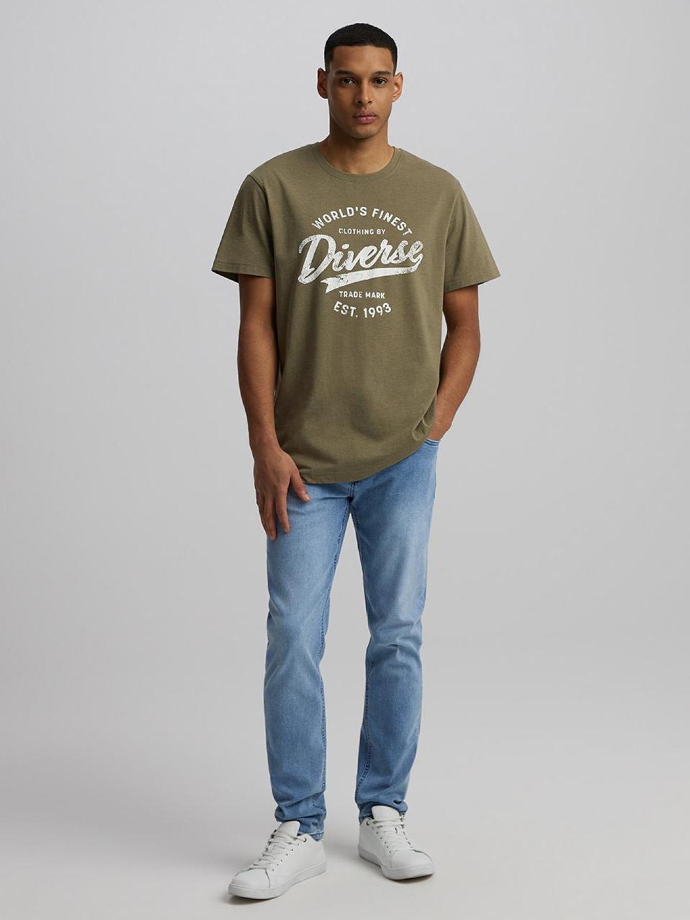 Футболка DIVERSE модель 10046409 Фото