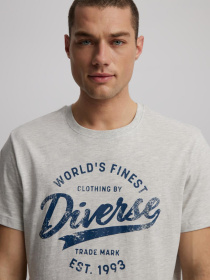 Футболка DIVERSE модель 10046409 Фото