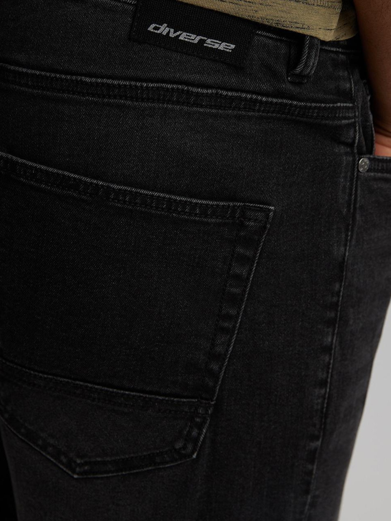 Джинсовые шорты DIVERSE Sheldon Sh 252 модель 10046403 Фото