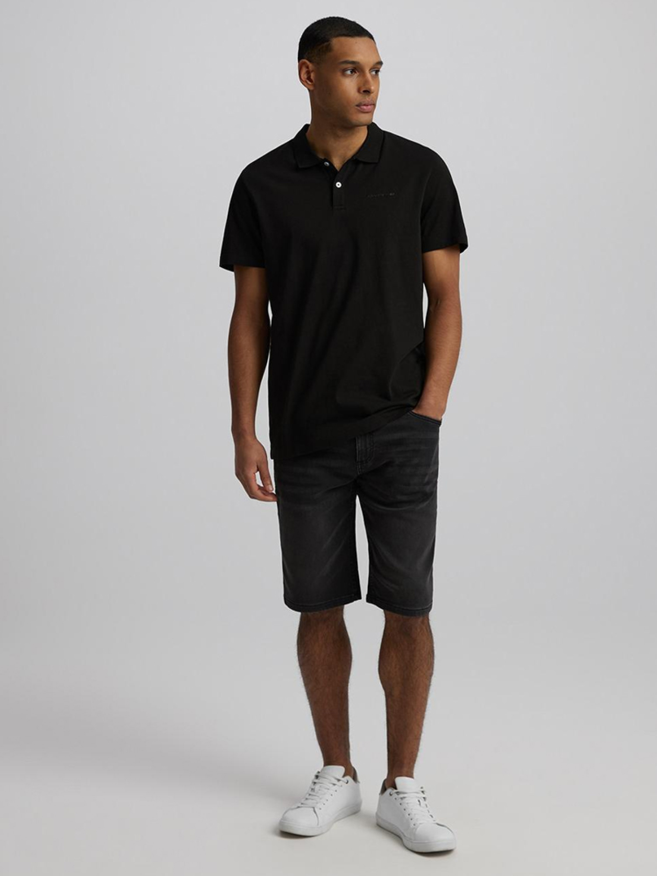 Джинсовые шорты DIVERSE модель 10046402 Фото