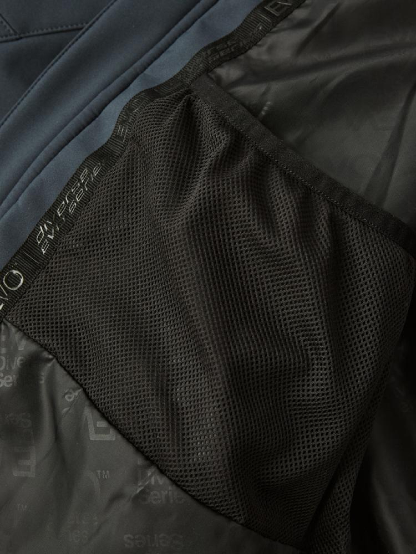 Демисезонная куртка DIVERSE модель 10045547 Фото