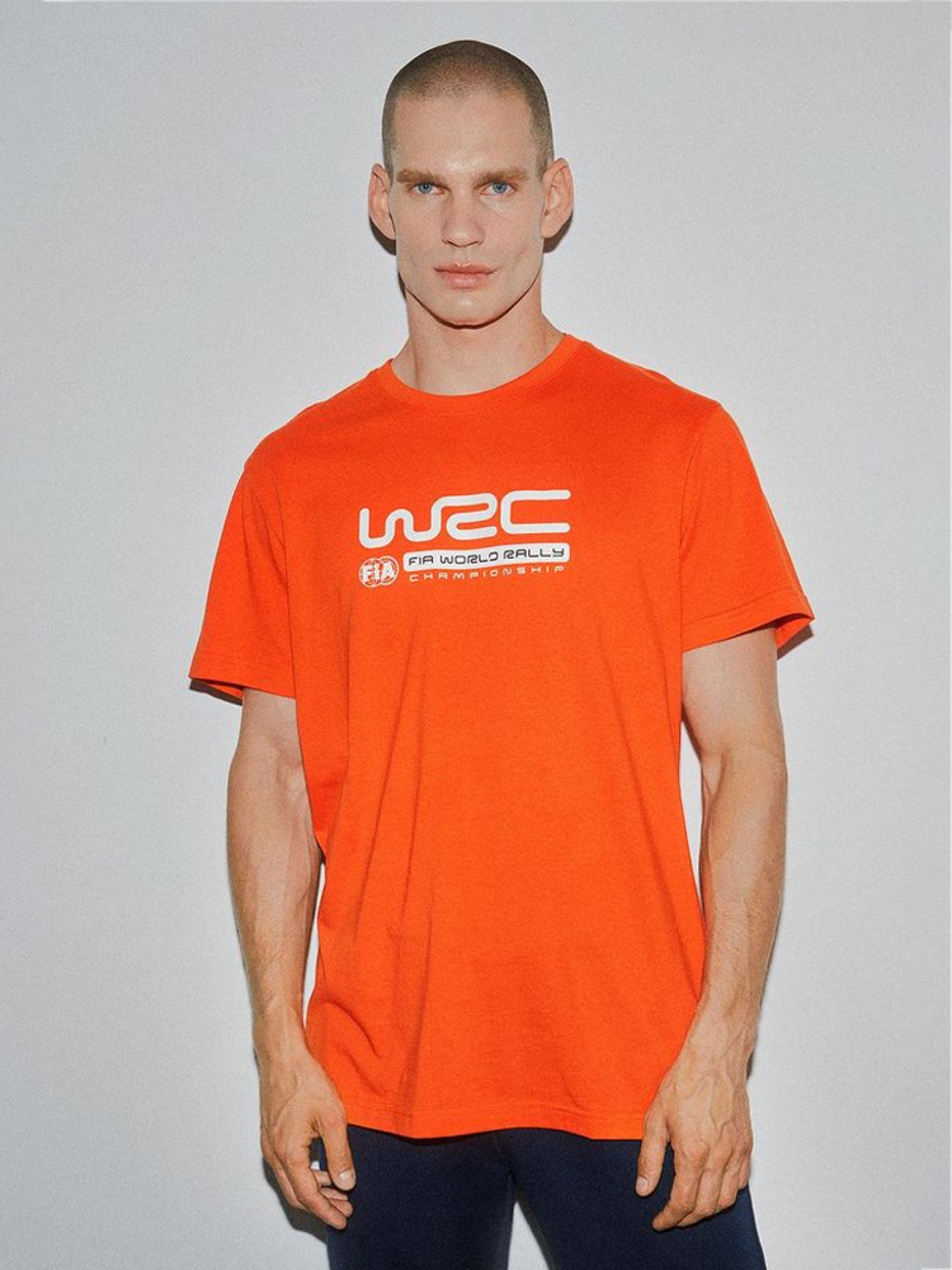 Футболка DIVERSE модель 10044993 Фото