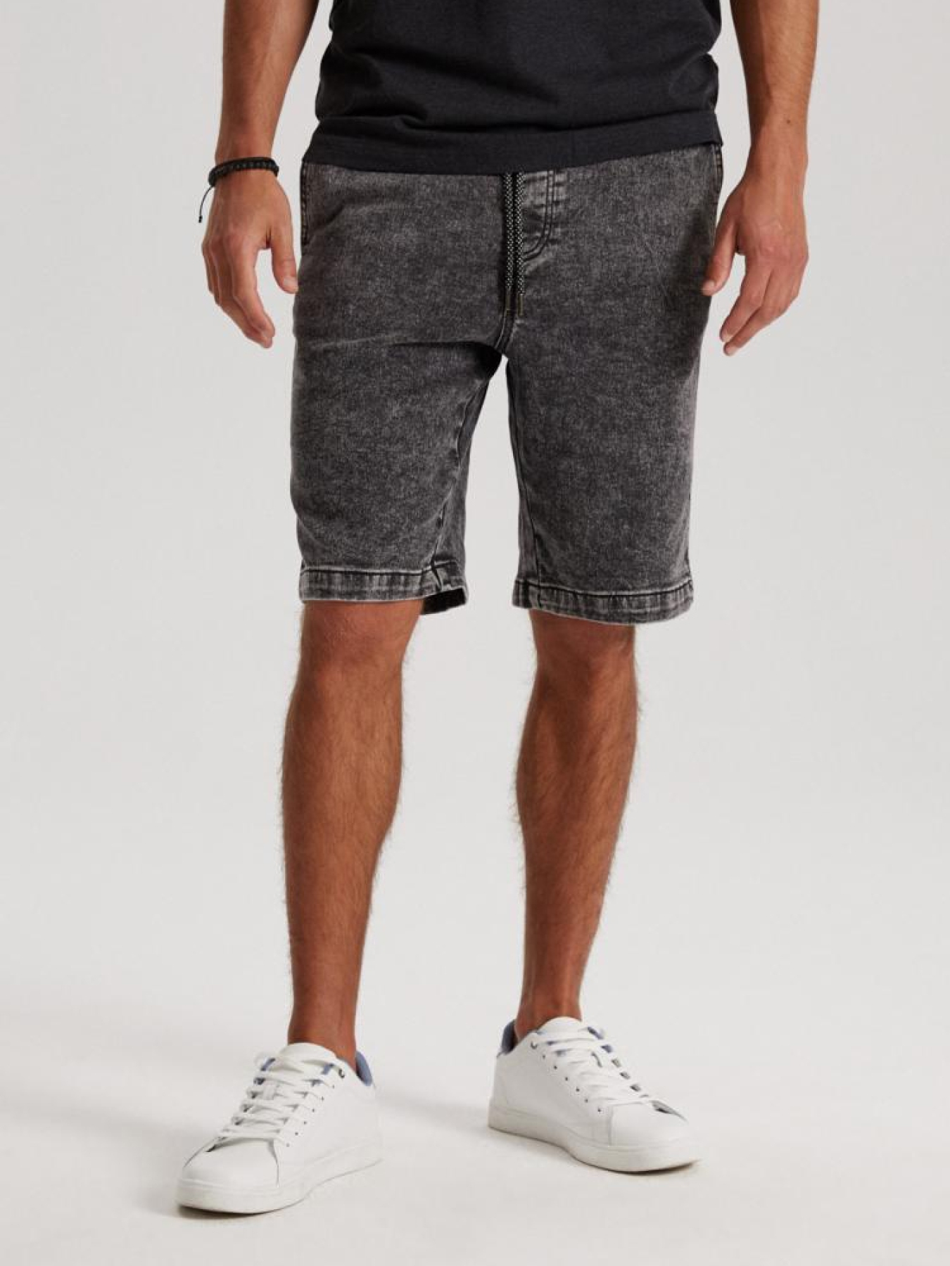 Шорти джинсові DIVERSE модель 10041828 Фото