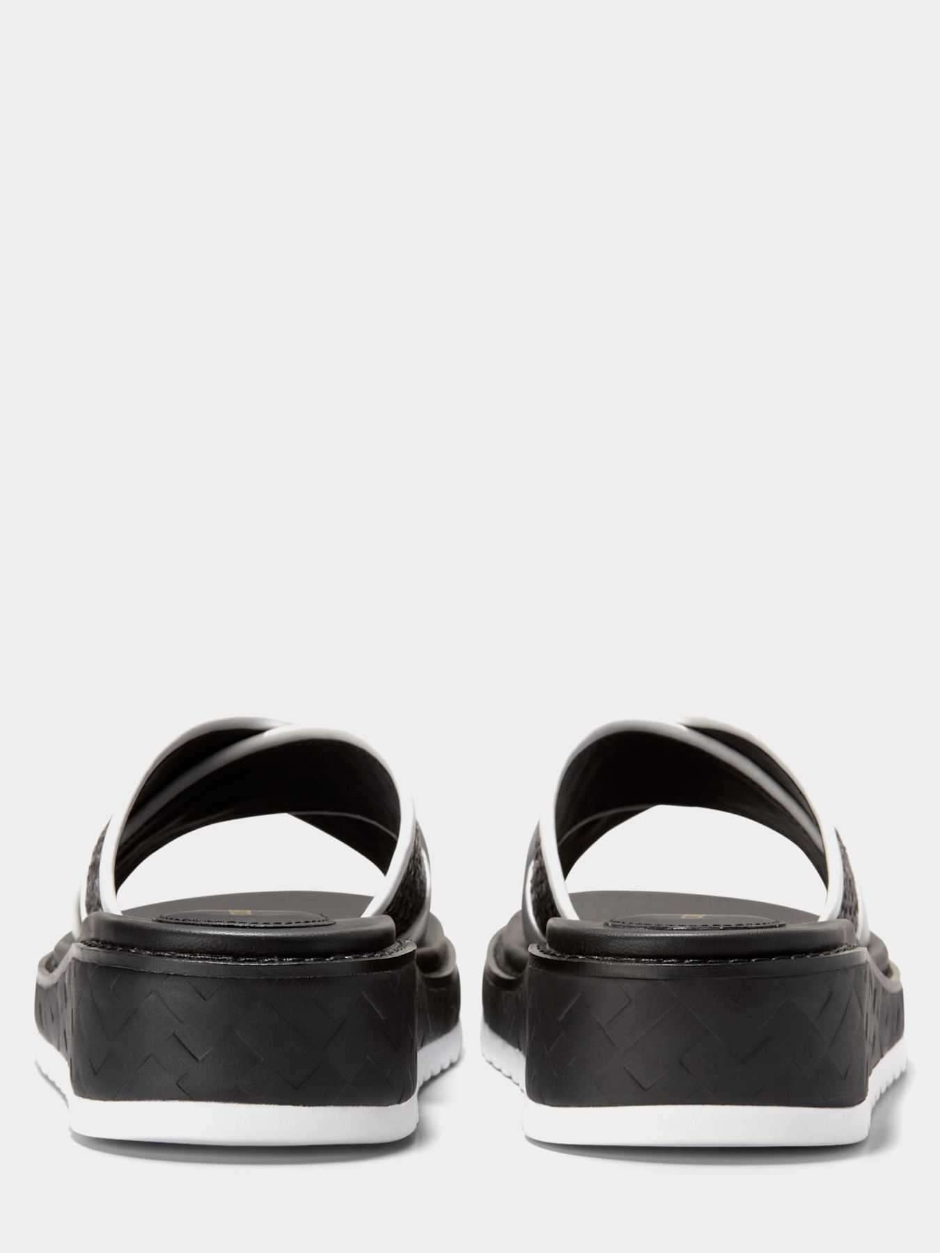 Шлепанцы Cole Haan модель W32997 Фото