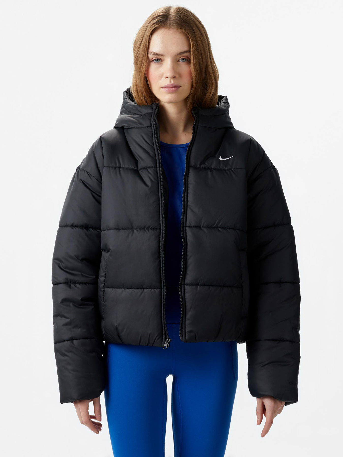 Зимняя куртка NIKE модель FZ5899.010 Фото