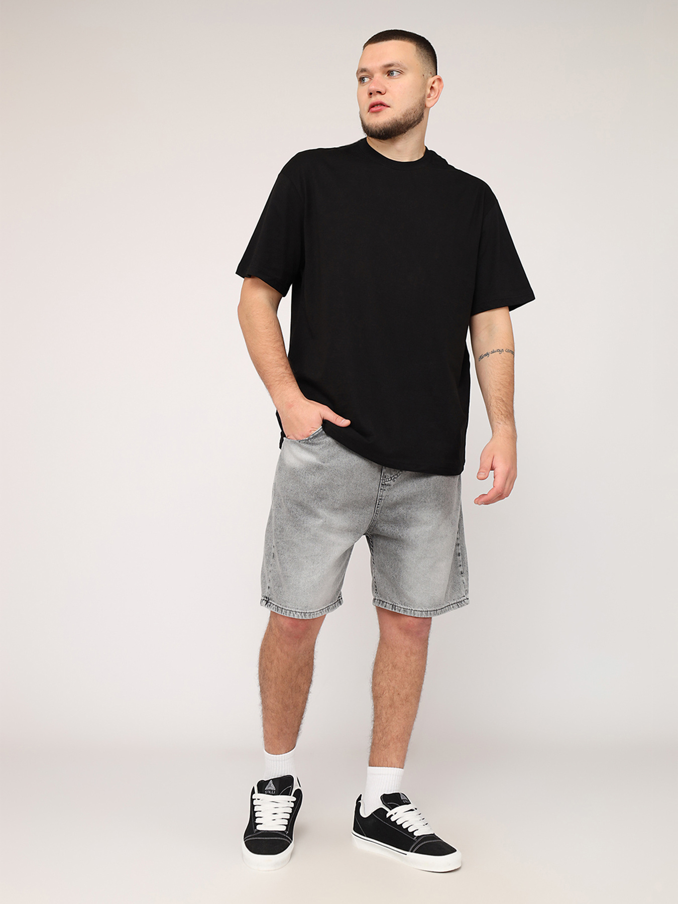 Футболка YUKI модель ЦБ-00267770 Футболка YUKI модель ЦБ-00267770 Фото