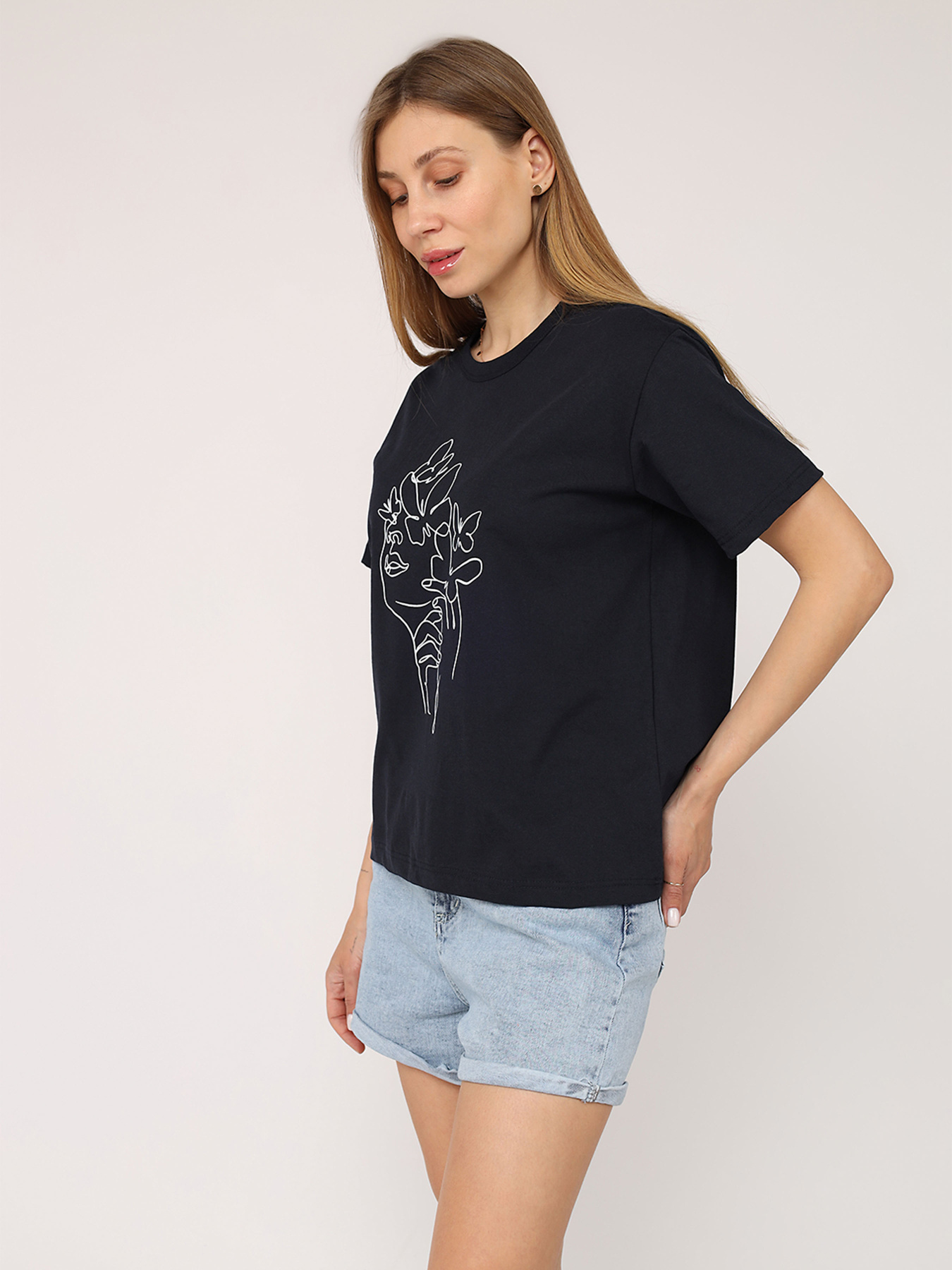 Футболка YUKI модель ЦБ-00272847 Футболка YUKI модель ЦБ-00272847 Фото