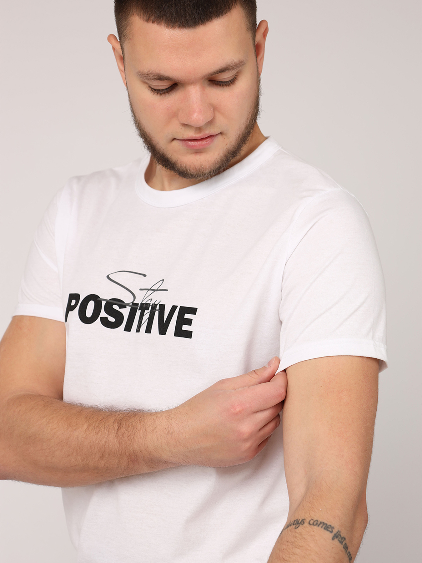 Футболка YUKI модель ЦБ-00273167 Фото