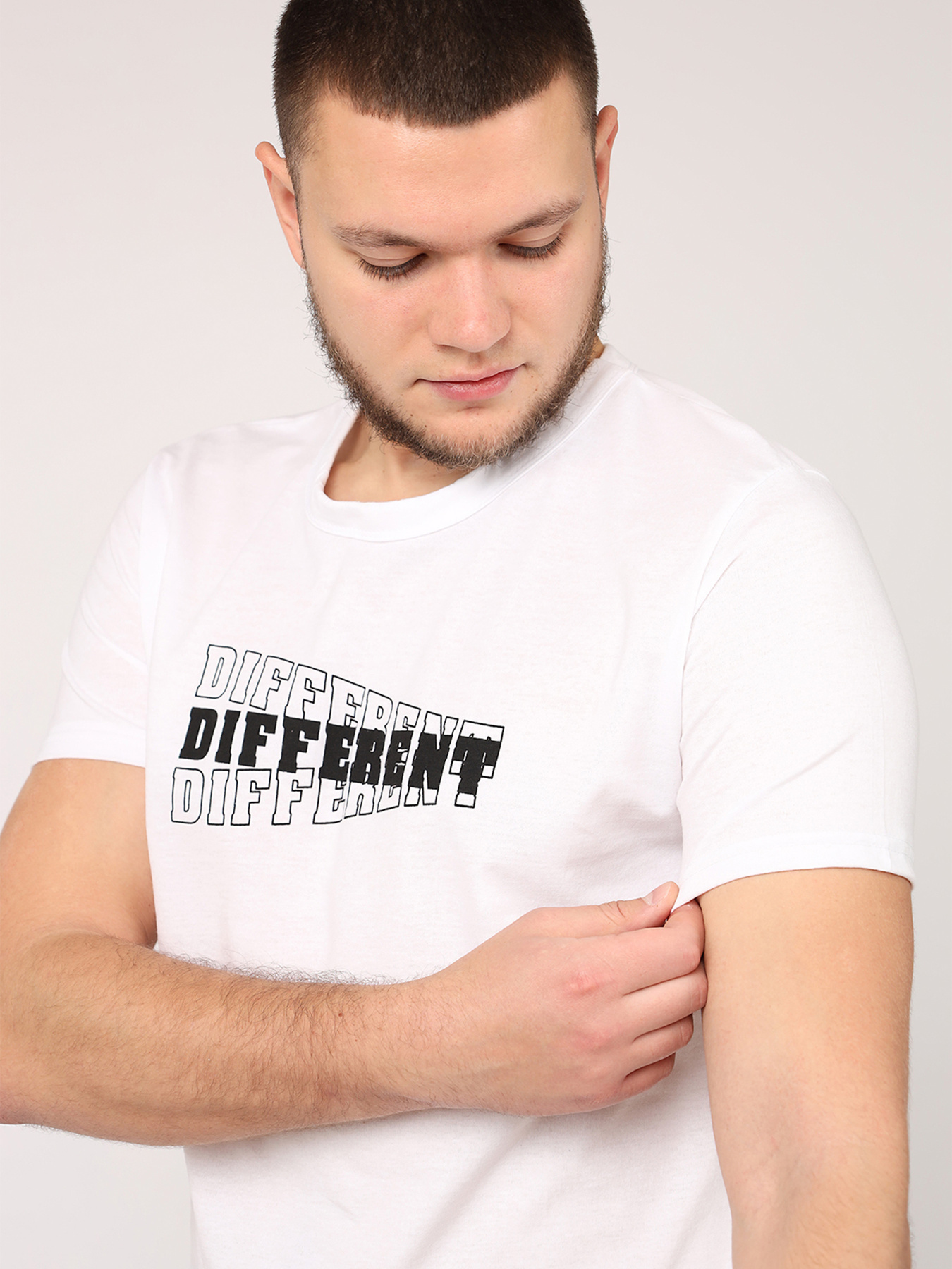 Футболка YUKI модель ЦБ-00273168 Фото