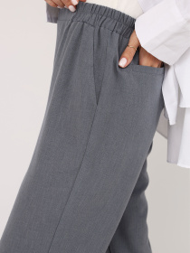 Повседневные штаны YUKI модель ЦБ-00276442 Повседневные штаны YUKI модель ЦБ-00276442 Фото