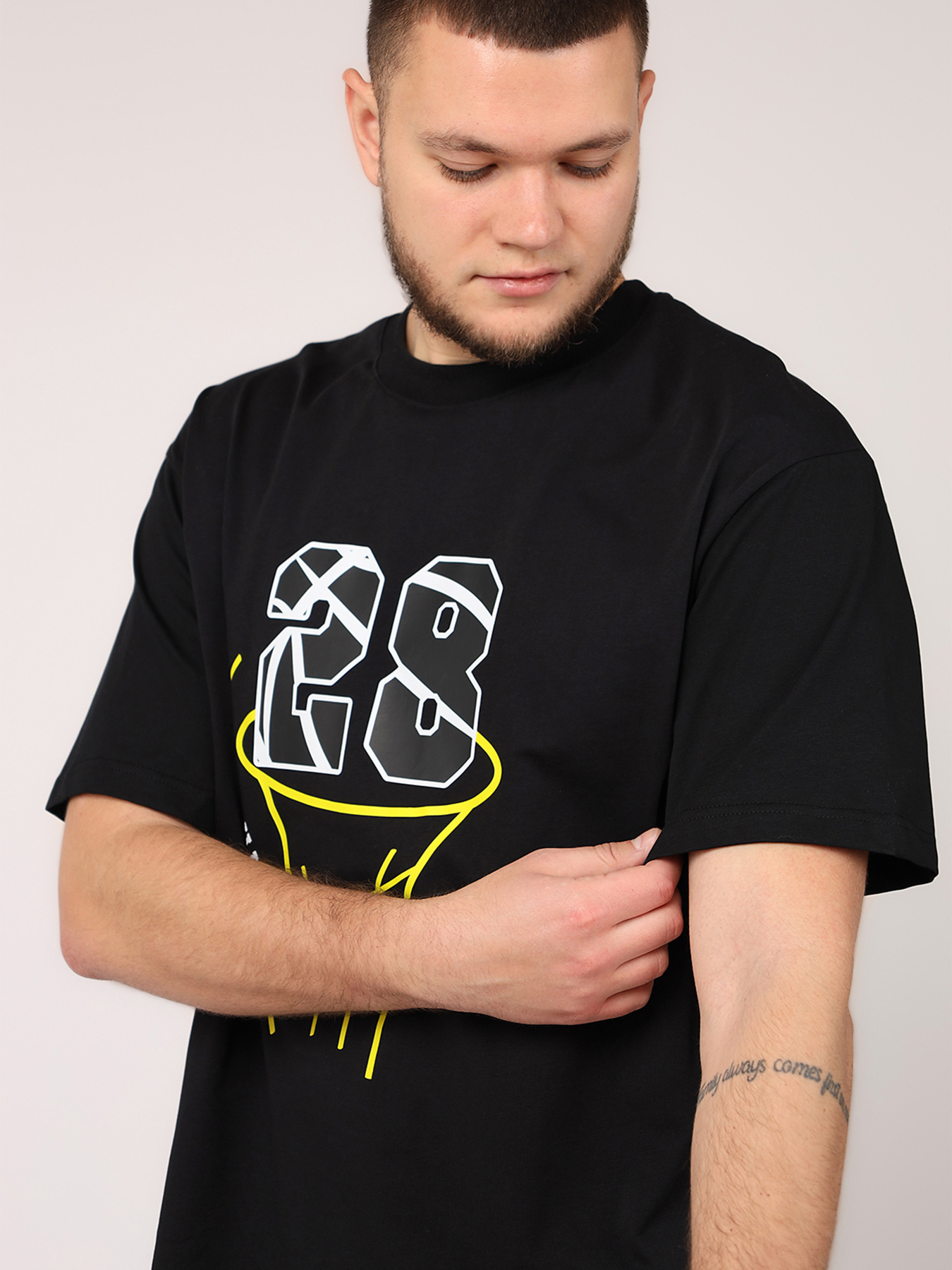 Футболка YUKI модель ЦБ-00277444 Фото