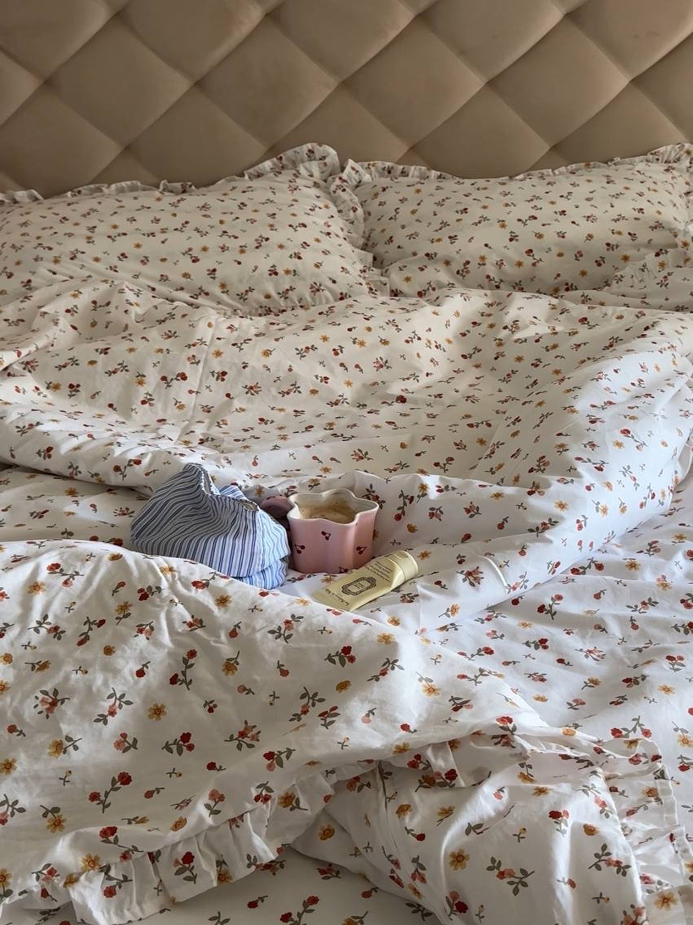 Комплект постельного белья из ткани ранфорс цветочный с рюшами. BedclozZzes модель 13467 Фото