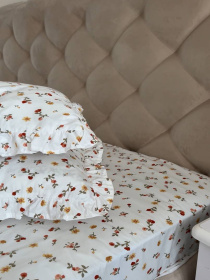 Комплект постельного белья из ткани ранфорс цветочный с рюшами. BedclozZzes модель 13467 Фото