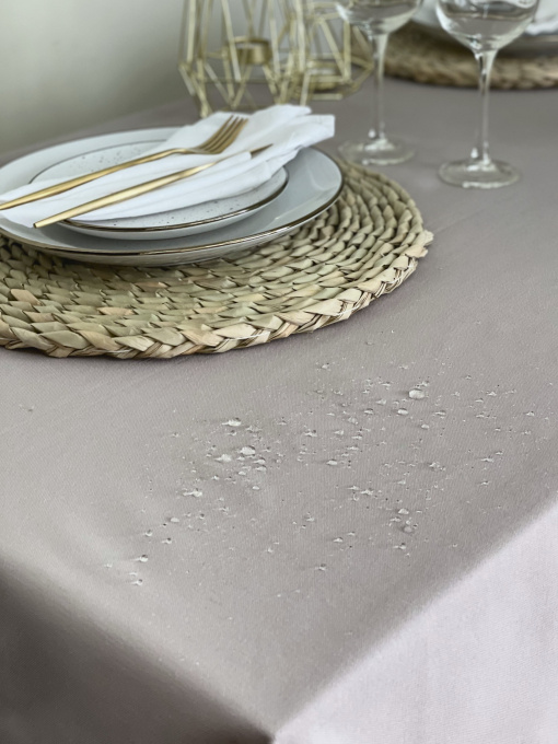 Скатертина столова із брудо- та водовідштовхувальною дією сірого кольору однотонна Ecotton модель 23132 Фото