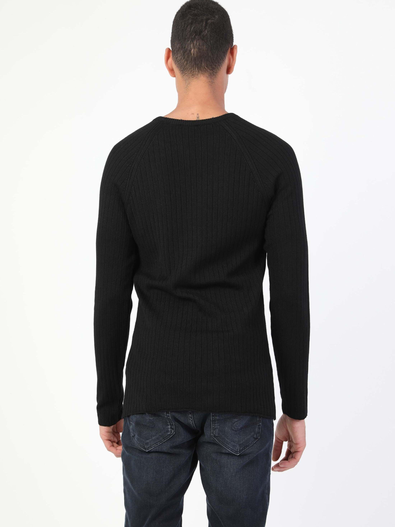 Свитры и кардиганы Colin’s модель CL1047125_Q1.V1_BLK Фото