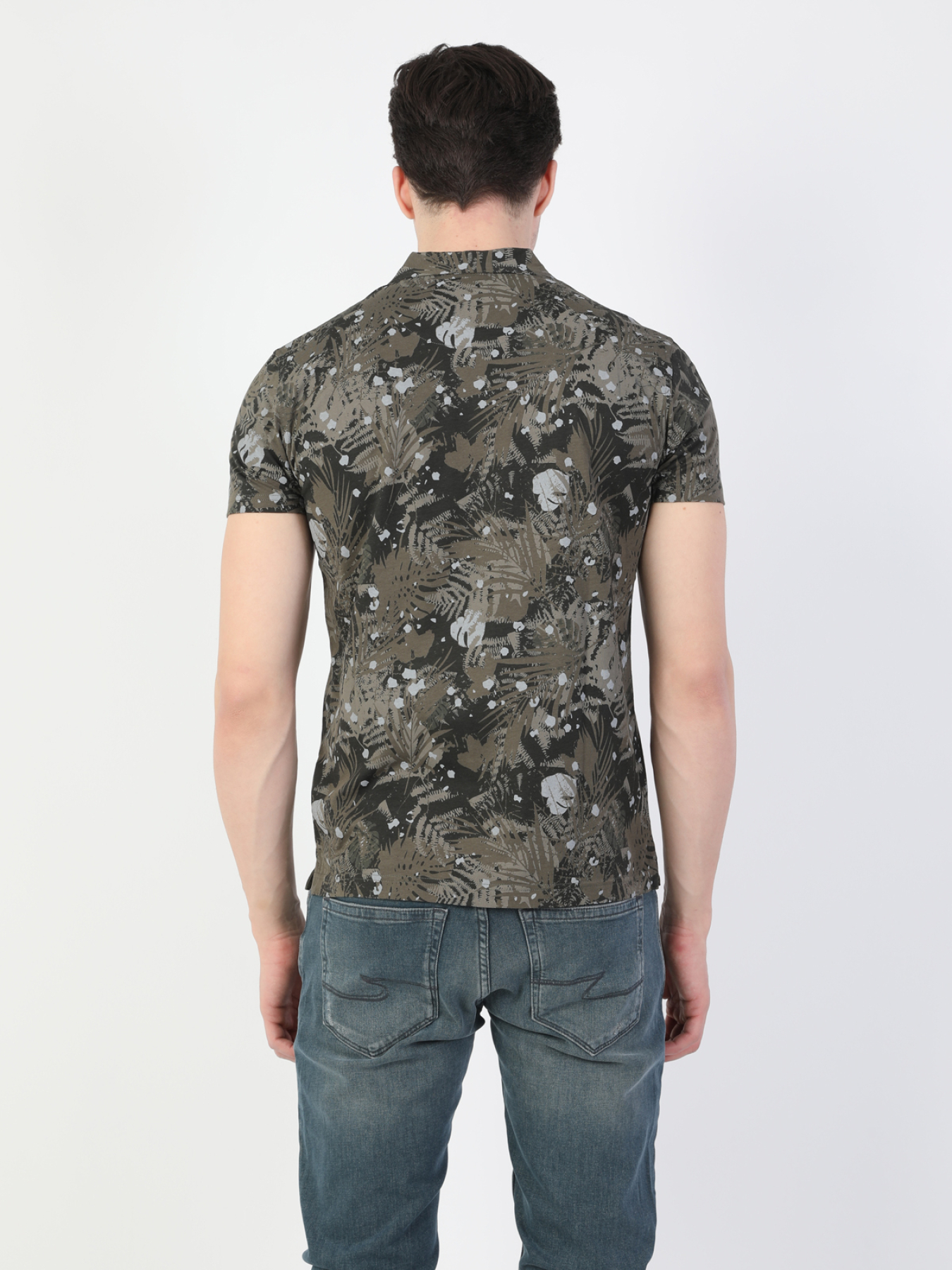 Футболки и поло Colin’s модель CL1049463_Q1.V1_KHA Фото