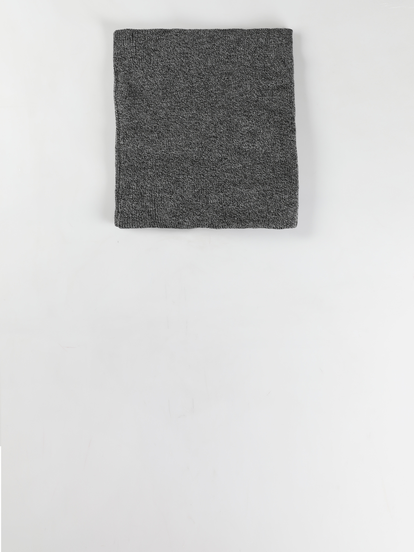 Шарфи та хустки Colin’s модель CL1051858_Q1.V1_ANM Фото