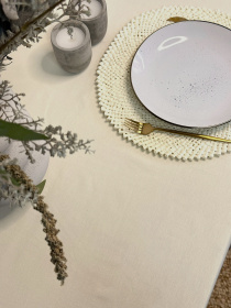 Скатерть столовая с грязе- и водоотталкивающим действием молочного цвета однотонная Ecotton модель 24030 Фото