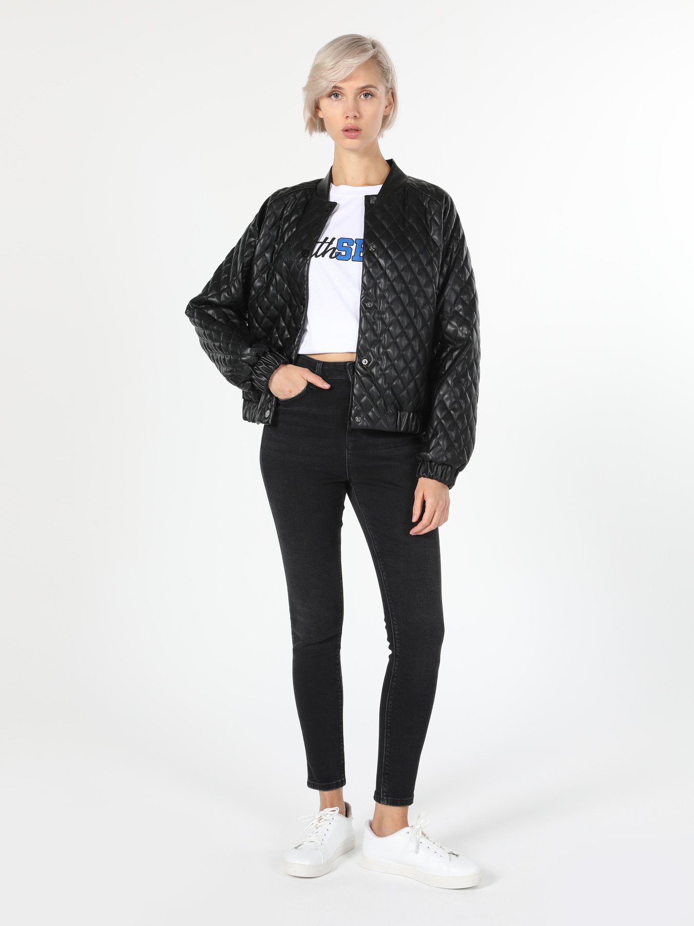 Куртки и дубленки Colin’s модель CL1060235_Q1.V1_BLK Куртки и дубленки Colin’s модель CL1060235_Q1.V1_BLK Фото