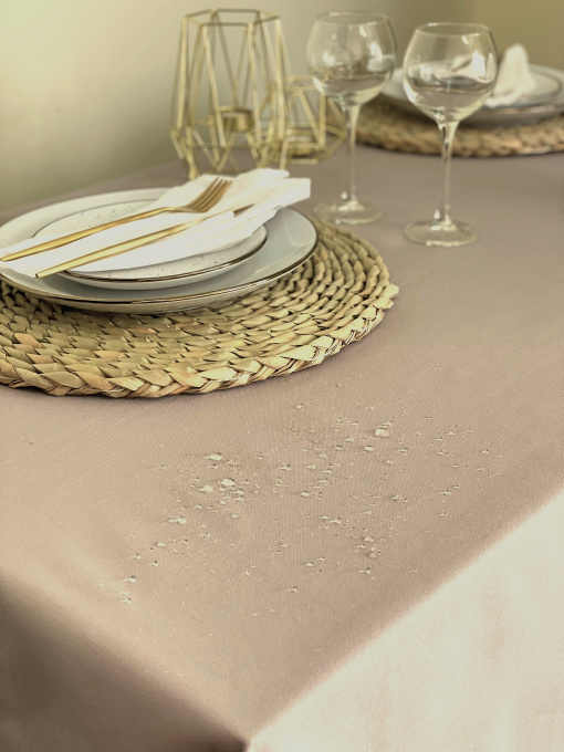 Скатерть столовая с грязе- и водоотталкивающим действием бежевого цвета однотонная Ecotton модель 23131 Фото