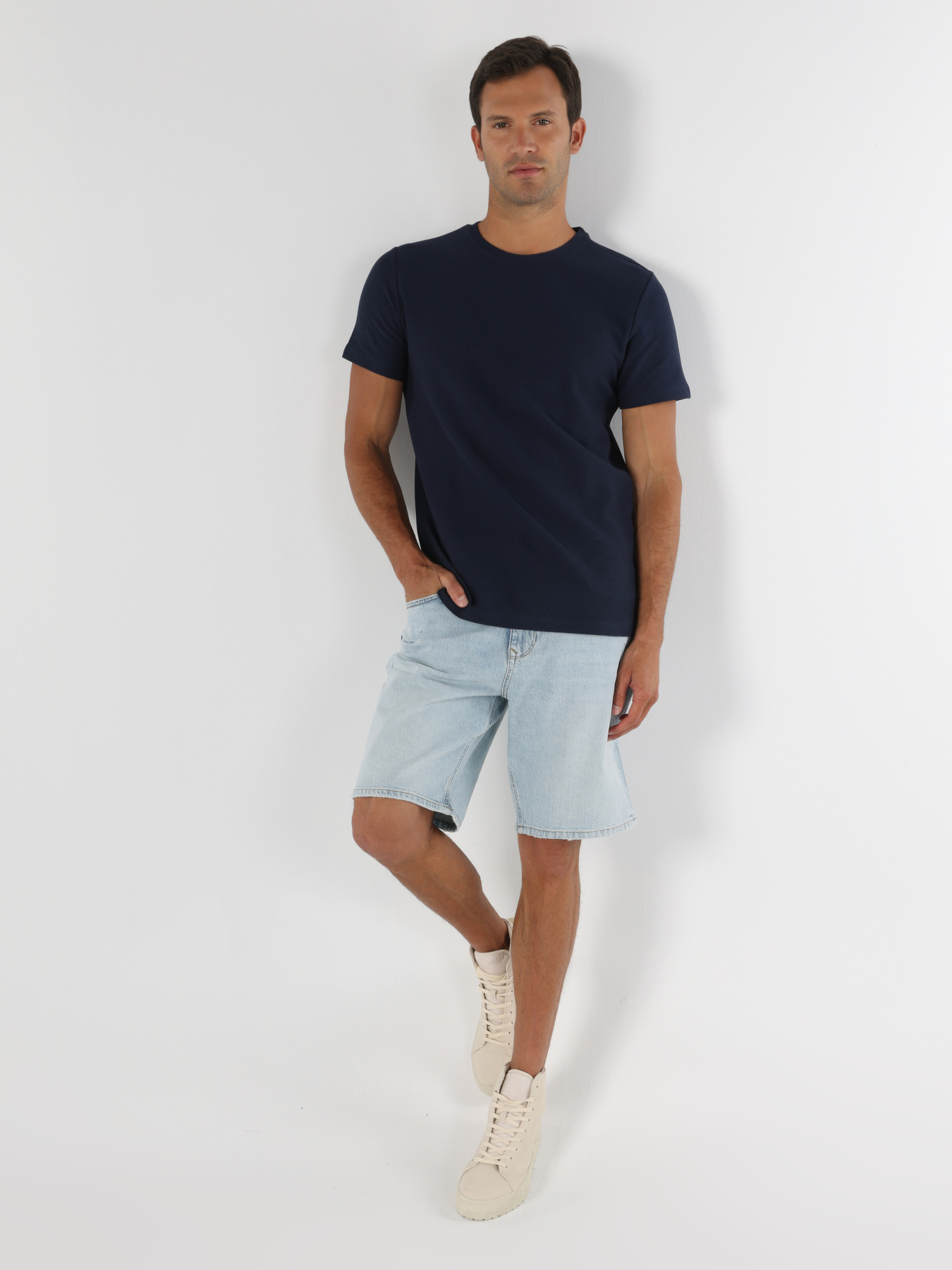 Футболки и поло Colin’s модель CL1063650_Q1.V1_NAV Фото