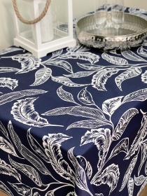 Скатертина столова із брудо- та водовідштовхувальною дією синього кольору з листям Ecotton модель 23537 Фото