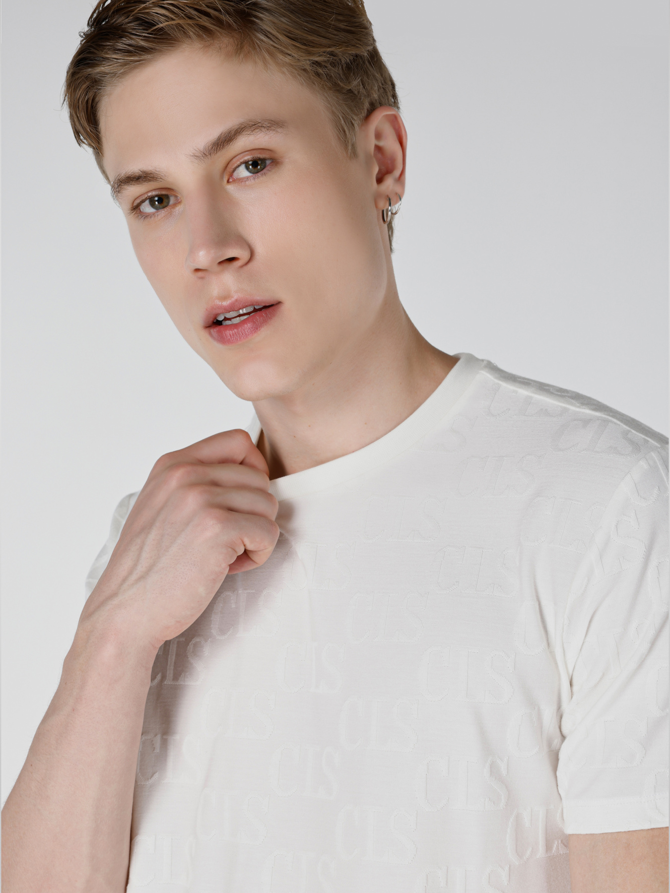 Футболки и поло Colin’s модель CL1067486_Q1.V1_OFW Фото