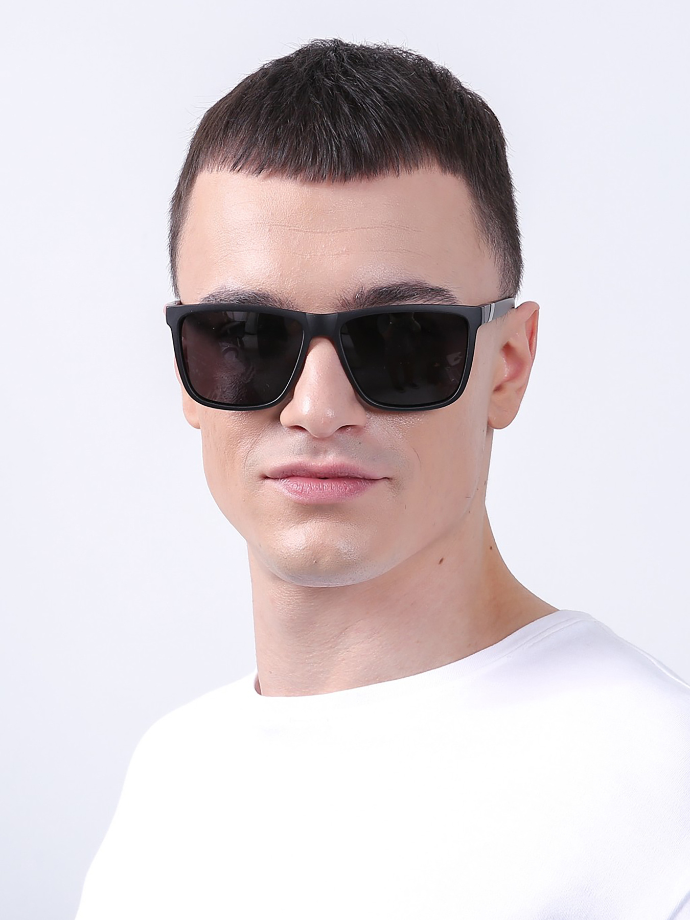 Солнцезащитные очки LuckyLOOK модель LL2933534724211 Фото