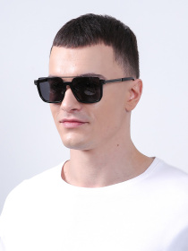 Солнцезащитные очки LuckyLOOK модель LL2933534725034 Солнцезащитные очки LuckyLOOK модель LL2933534725034 Фото