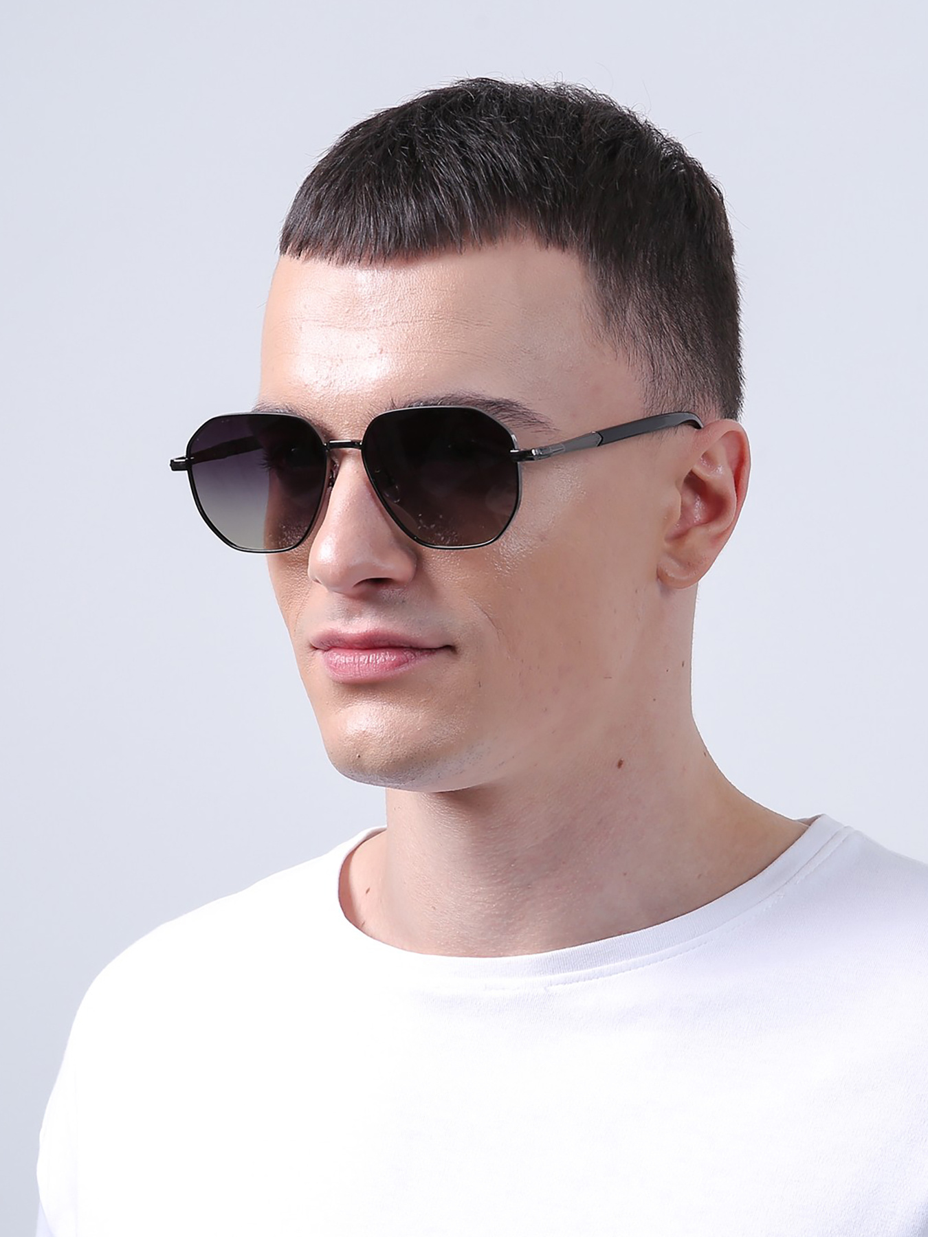 Солнцезащитные очки LuckyLOOK модель LL2933534727854 Солнцезащитные очки LuckyLOOK модель LL2933534727854 Фото