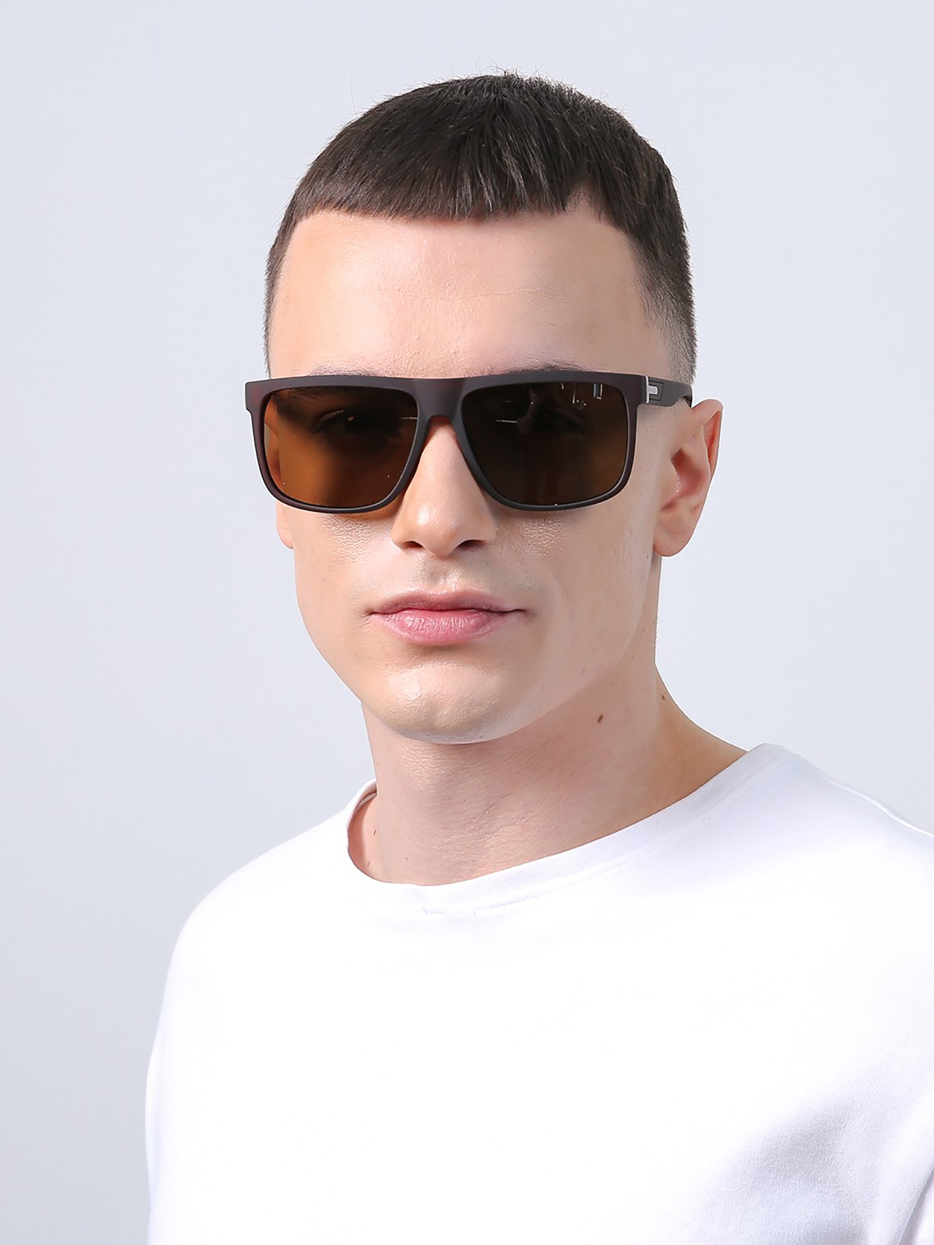 Сонцезахисні окуляри LuckyLOOK модель LL2933534732735 Сонцезахисні окуляри LuckyLOOK модель LL2933534732735 Фото