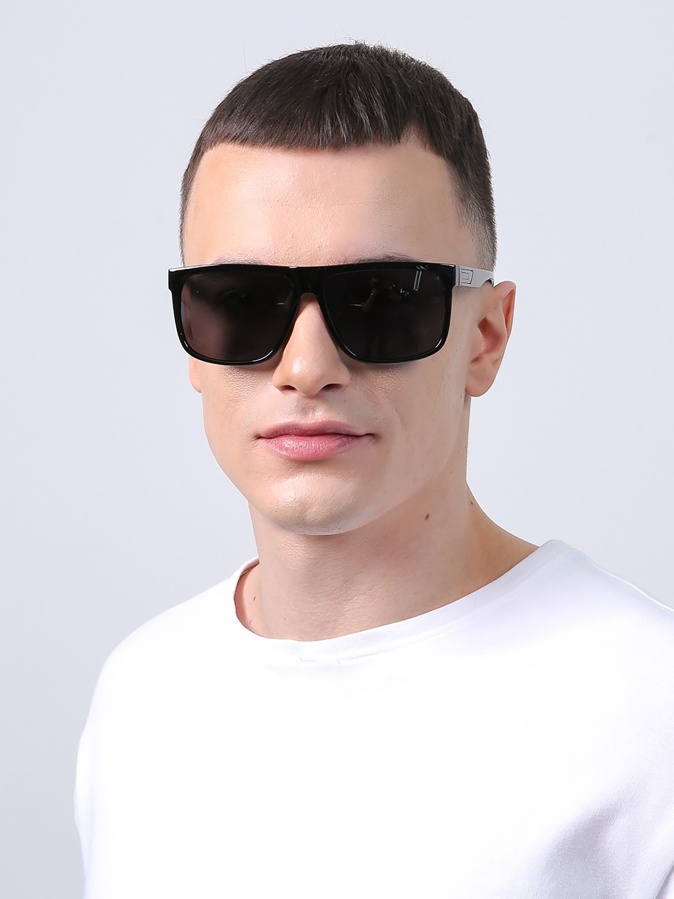 Сонцезахисні окуляри LuckyLOOK модель LL2933534732728 Сонцезахисні окуляри LuckyLOOK модель LL2933534732728 Фото