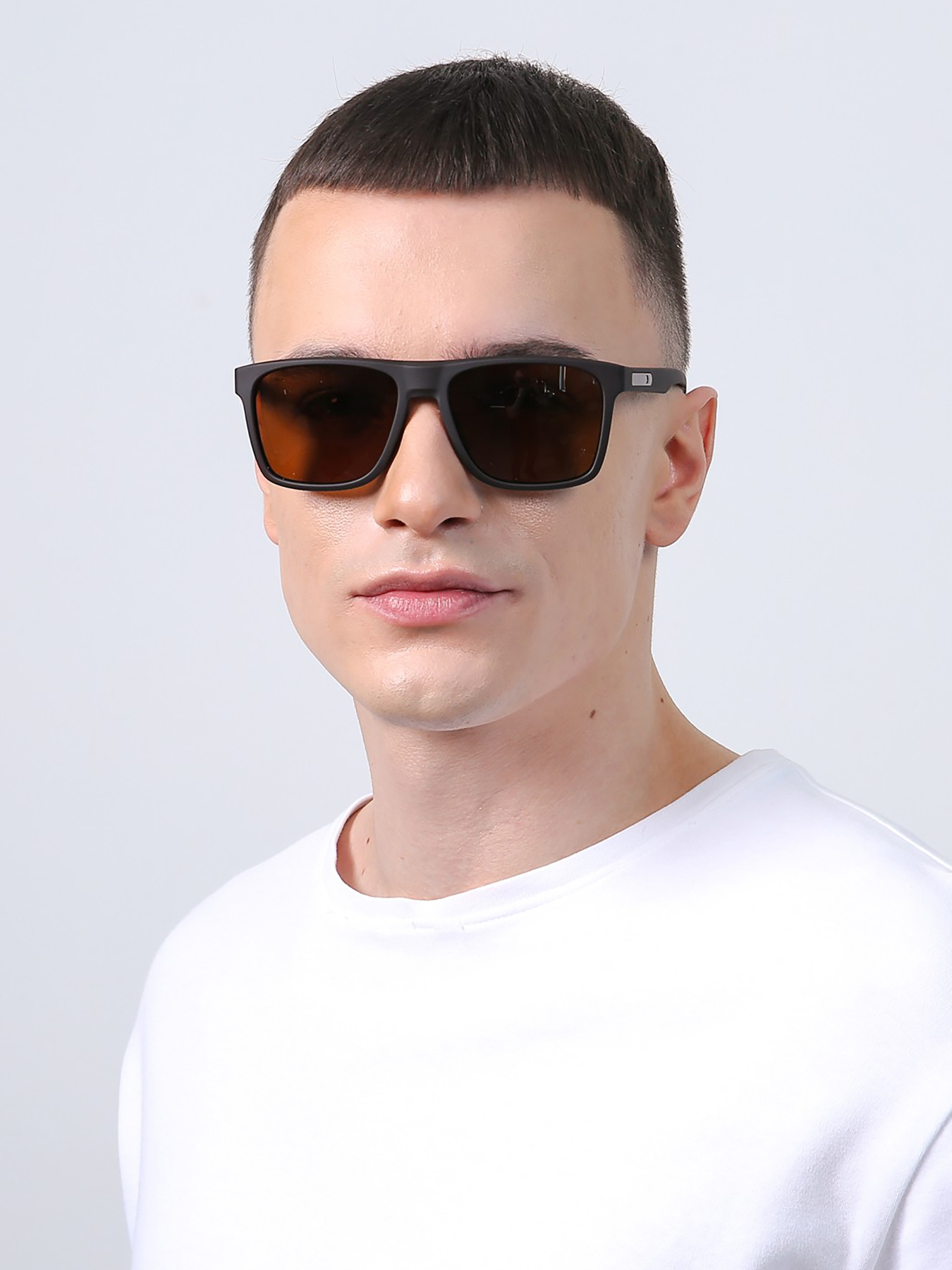 Солнцезащитные очки LuckyLOOK модель LL2933534733800 Фото