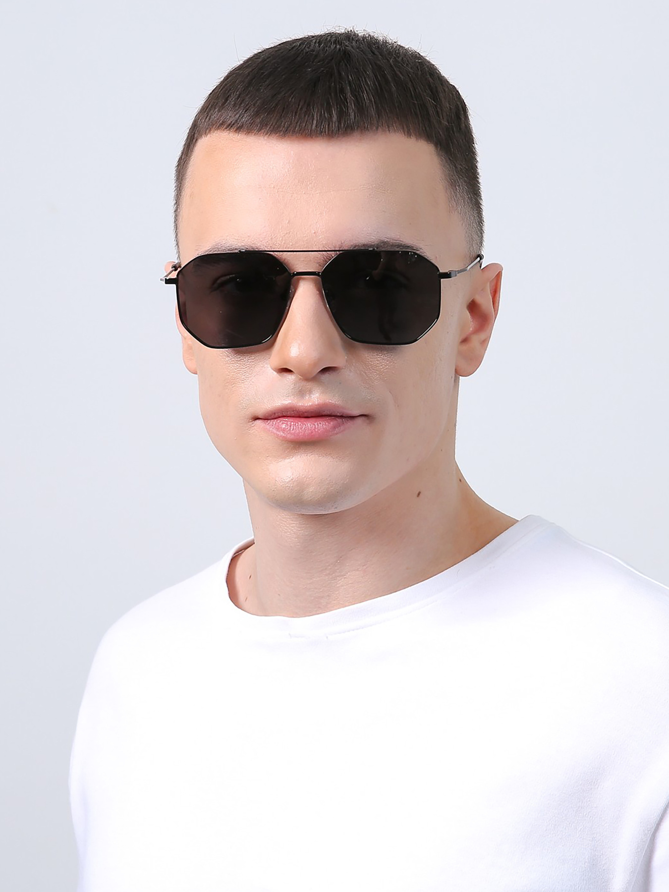 Сонцезахисні окуляри LuckyLOOK модель LL2933534734579 Сонцезахисні окуляри LuckyLOOK модель LL2933534734579 Фото