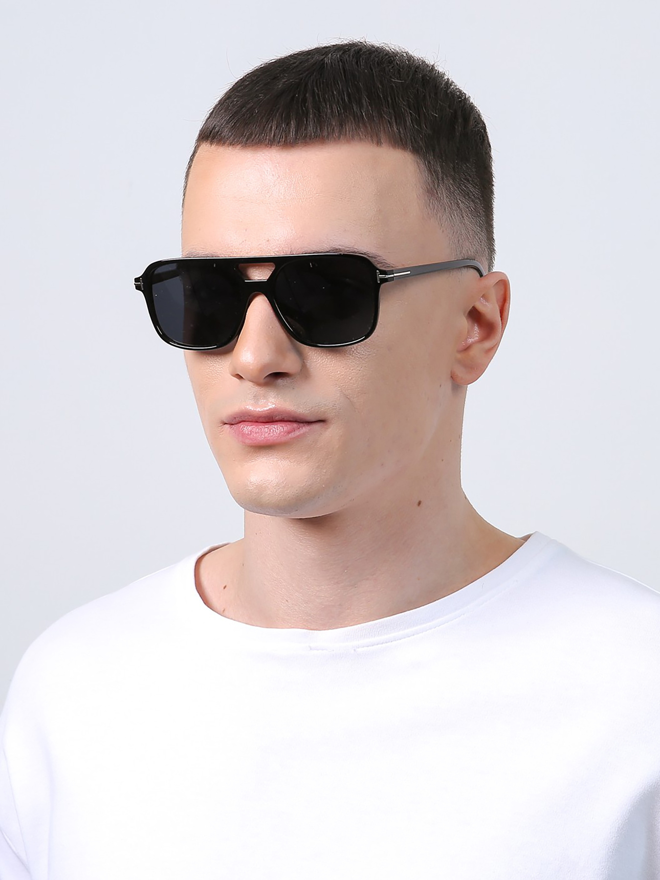 Солнцезащитные очки LuckyLOOK модель LL2933534733534 Фото