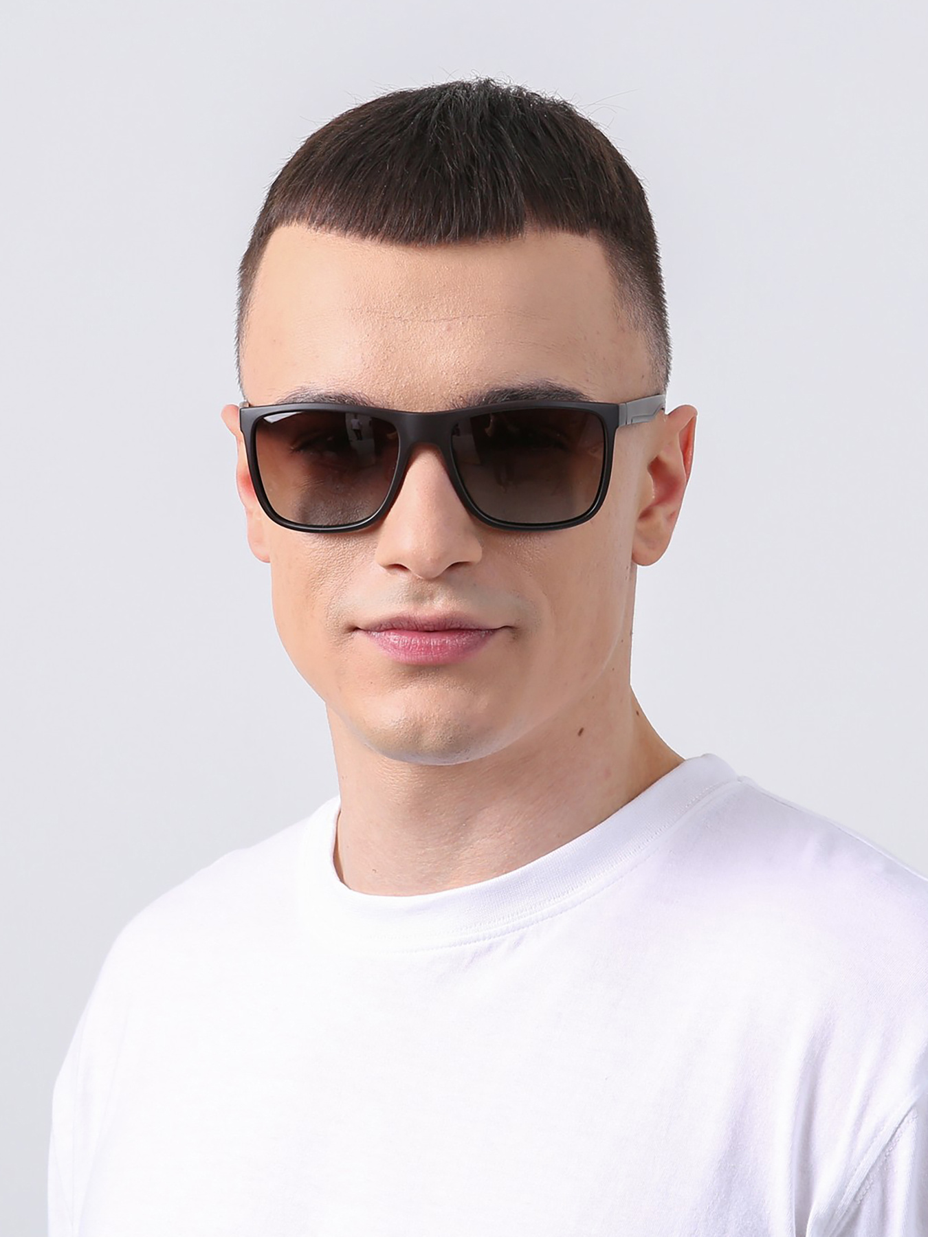 Солнцезащитные очки LuckyLOOK модель LL2933534760578 Фото