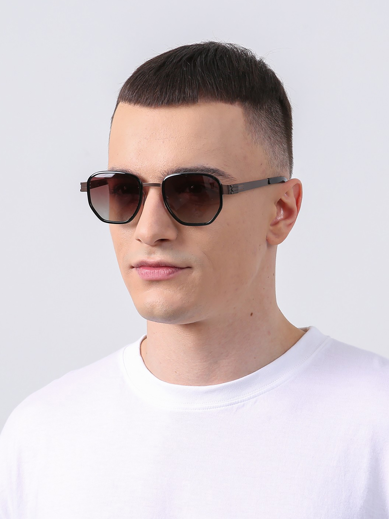 Сонцезахисні окуляри LuckyLOOK модель LL2933534754515 Сонцезахисні окуляри LuckyLOOK модель LL2933534754515 Фото