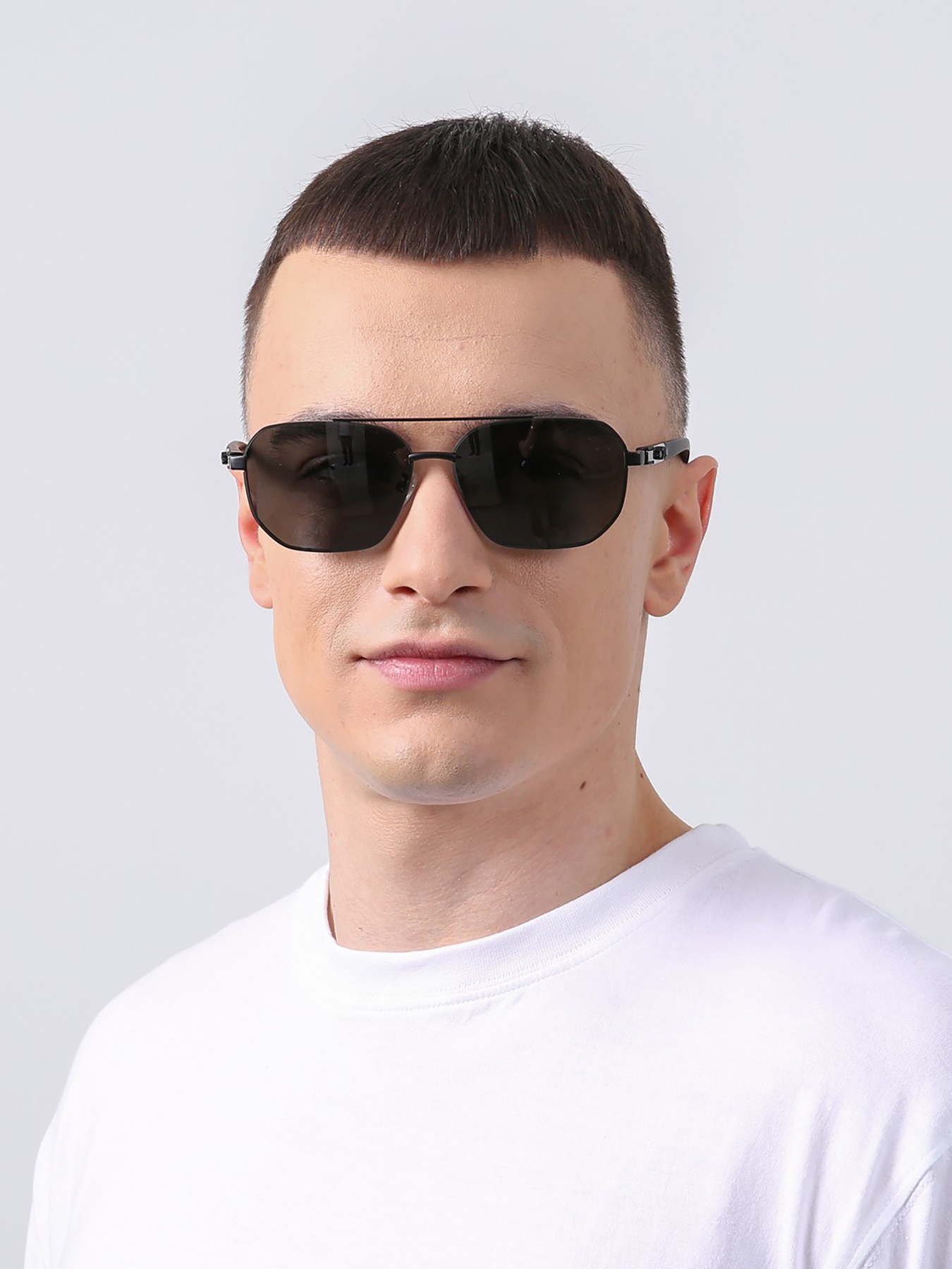 Солнцезащитные очки LuckyLOOK модель LL2933534760486 Солнцезащитные очки LuckyLOOK модель LL2933534760486 Фото