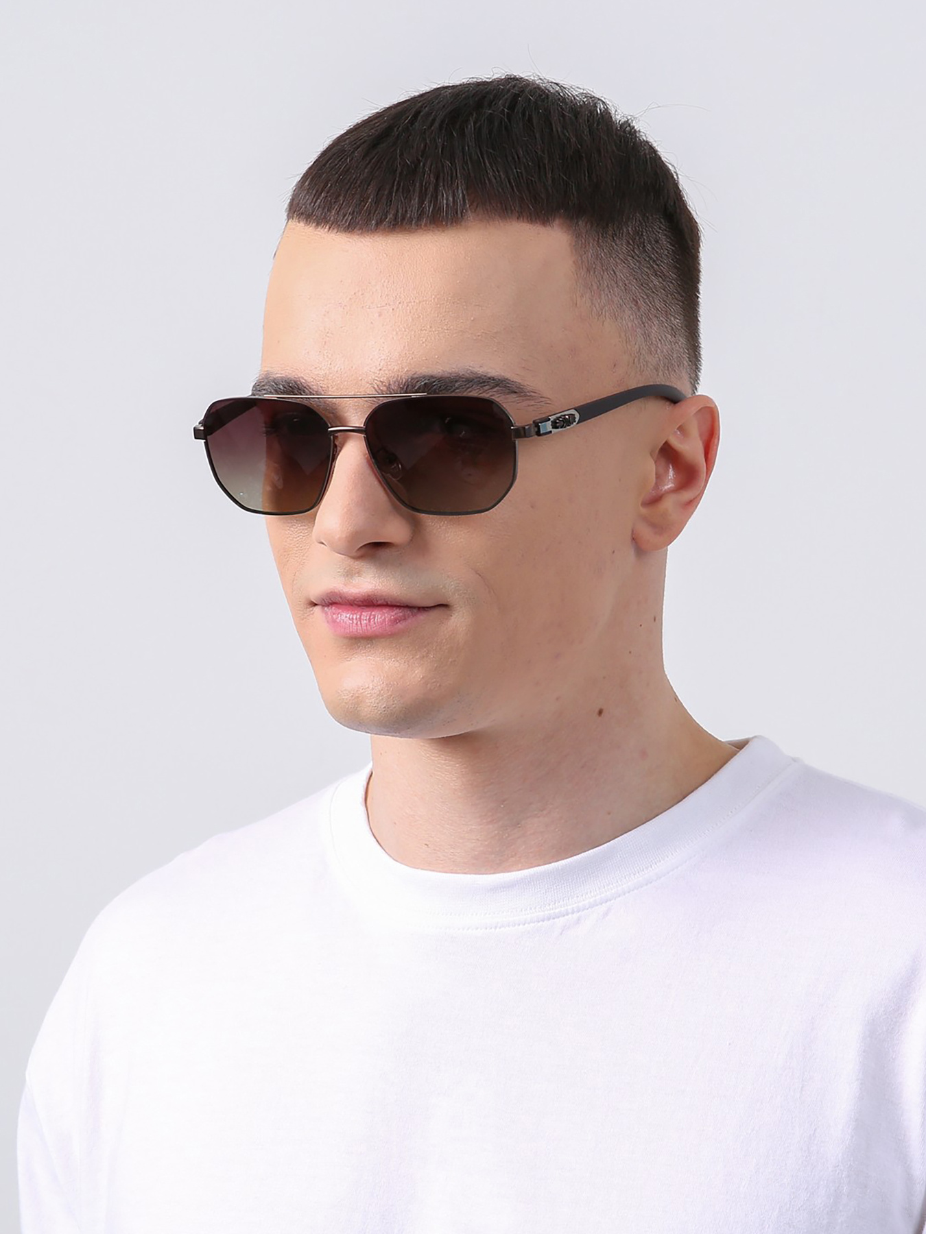 Солнцезащитные очки LuckyLOOK модель LL2933534760509 Фото